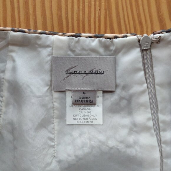 Silk Skirt with animal print sequins - Picture 7 of 7